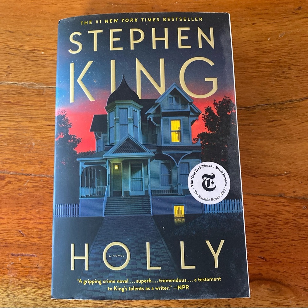 Stephen‎ King 'Holly' paperback edition Book